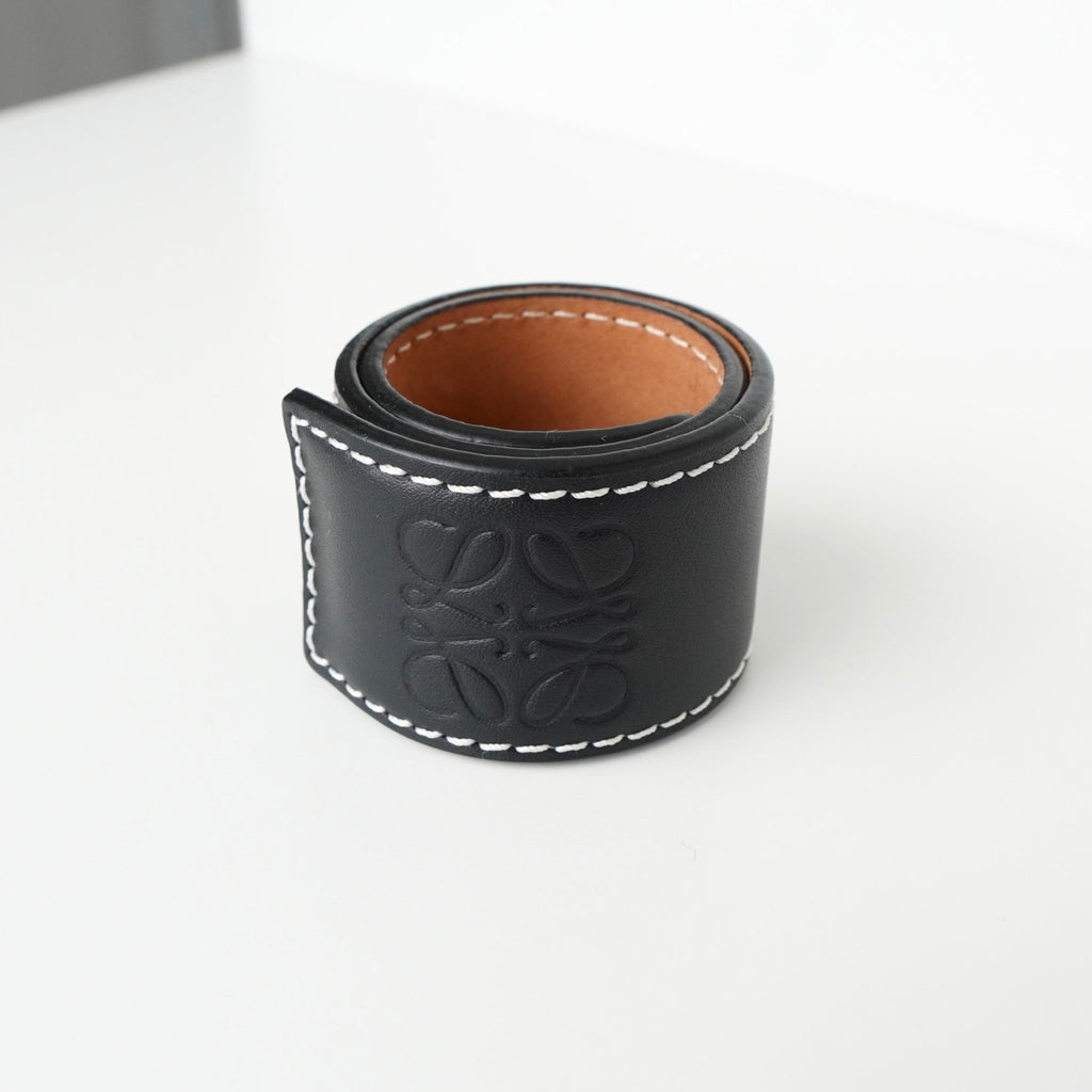 【美品/箱付き】ロエベ　レザーブレスレット　アナグラム　ブラック　黒 1240001022161_1.jpg