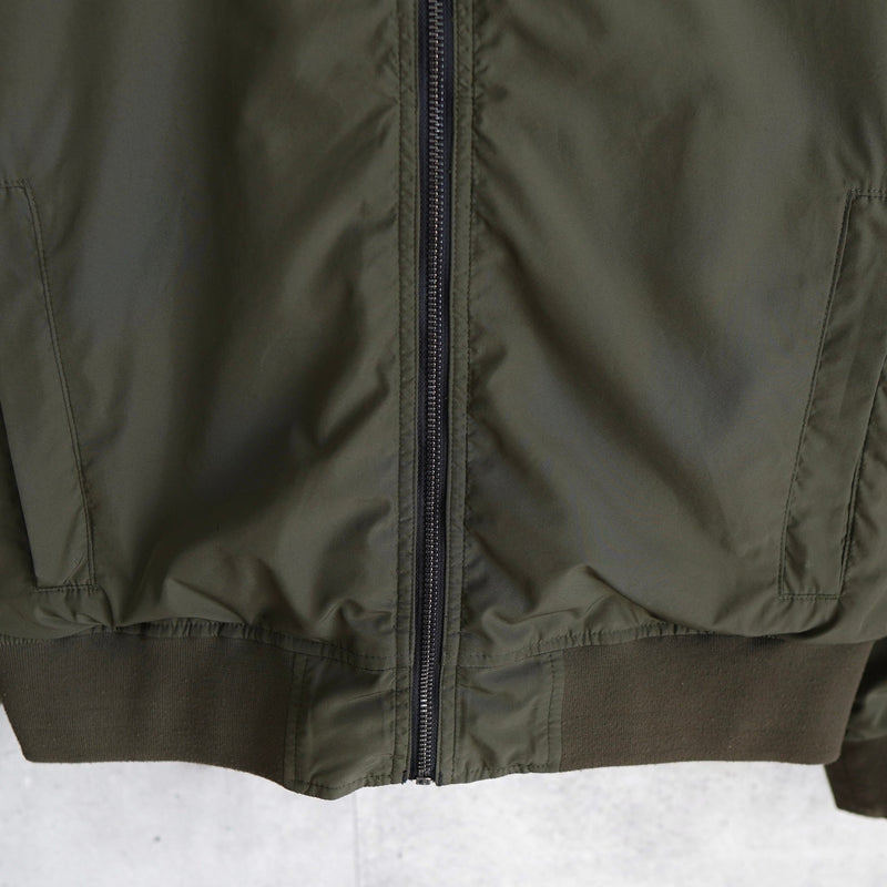 ラコステ リバーシブル ブルゾン ロゴパッチ ブラック/カーキ - NEWSED