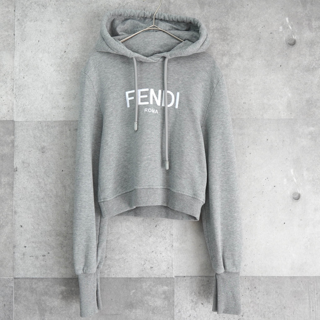 フェンディ ロゴ ショート丈 パーカー フーディー レディース グレー