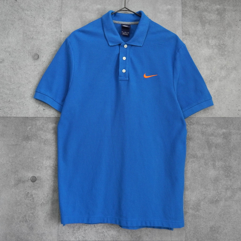 蓝色 Nike 徽标刺绣短袖 Polo 衫