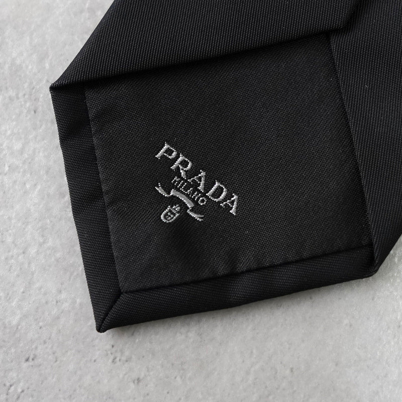 ネクタイ トライアングルロゴ ナイロン ベルト ブラック - NEWSED