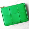 ボッテガ ヴェネタ イントレチャート マキシイントレチャート カセット 二つ折り財布 コンパクトウォレット グリーン 箱付き