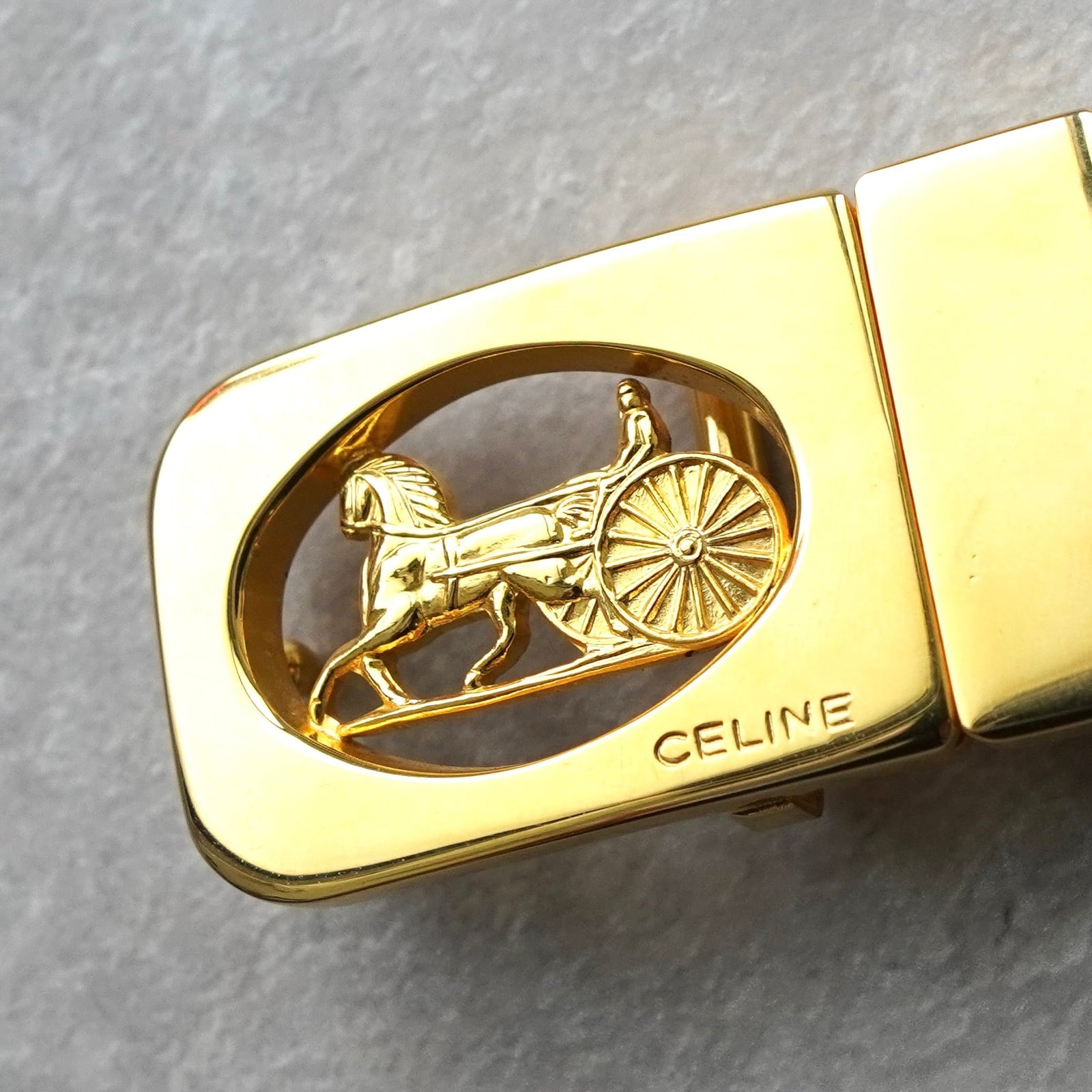 セリーヌ ヴィンテージ 輪馬車 サルキー レザー ベルト ブラック