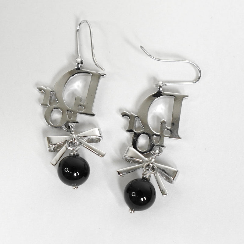 クリスチャン ディオール ロゴ ラインストーン リボン ピアス シルバー / ブラック - NEWSED