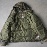 ナイキ エーシージー カモ柄 リアルツリー フーデッド ダウンジャケット カーキ - NEWSED