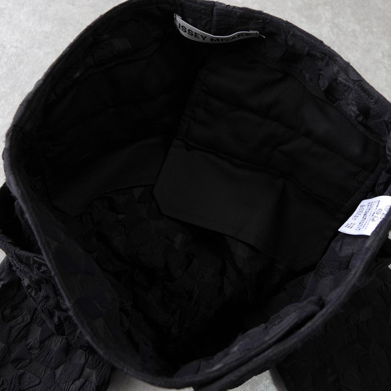 イッセイミヤケ フラワー ナイロン シングル イージー セットアップ ブラック レディース - NEWSED