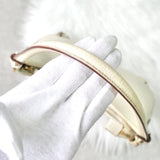 グッチ アビー レザー ワンショルダーバッグ ホワイト - NEWSED