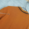 Fred Perry 徽标刺绣短袖 Polo 衫（橙棕色）