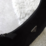 プラダ ポコノ テスート ナイロン ミニハンドバッグ アクセサリーポーチ ブラック - NEWSED