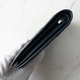 ボッテガ ヴェネタ イントレチャート レザー 二つ折り財布 ネイビー - NEWSED