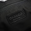 Chanel Coco Mark Wild Stitch 小牛皮黑色手提包