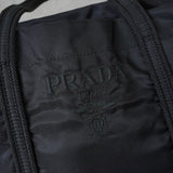 プラダ テスート ポコノ ナイロン ロゴ ハンドバッグ ブラック - NEWSED