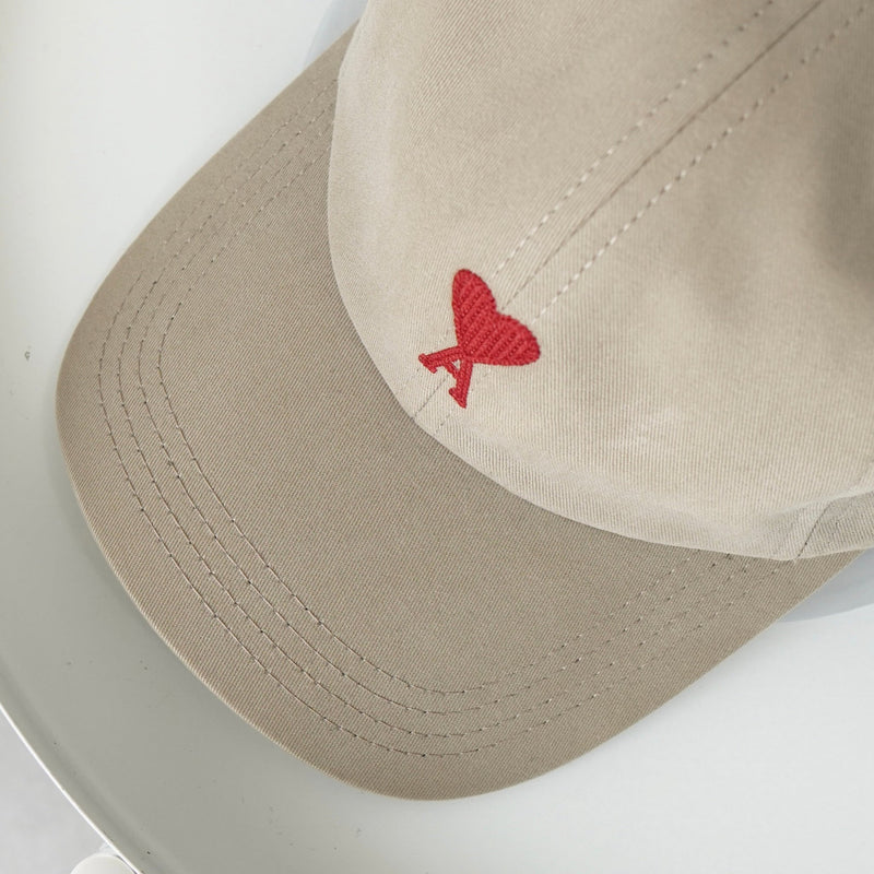 アミパリ アミ パリス ハートロゴ キャップ ベージュ - NEWSED