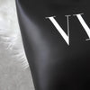 Valentino 徽标黑色皮革托特包