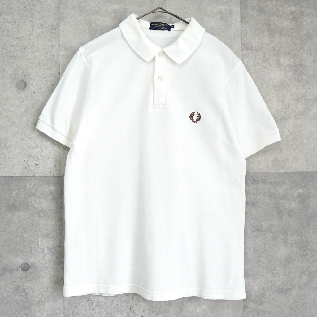 Fred Perry 徽标刺绣白色短袖 Polo 衫