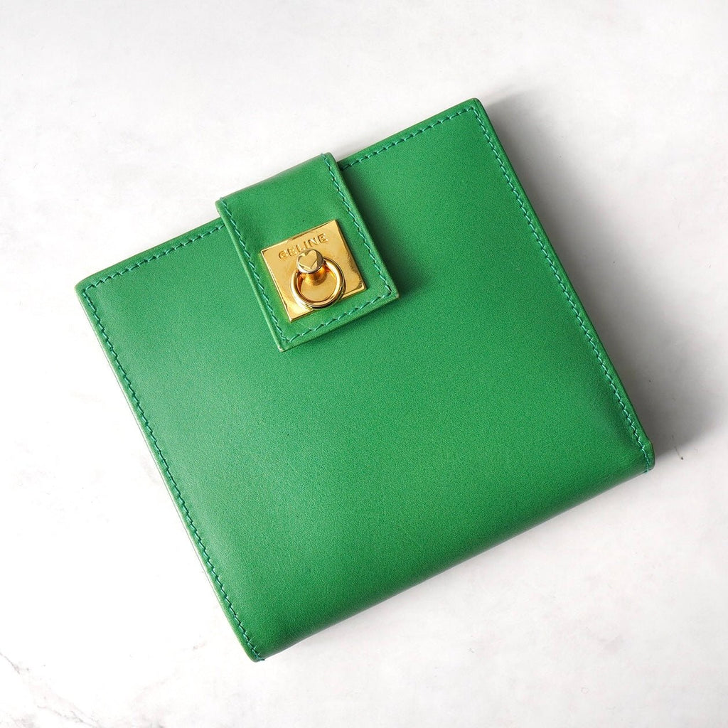 CELINE グリーン 二つ折り財布 保存袋付き CELINE グリーン 二つ折り財布 保存袋付き CELINE グリーン 二つ折り