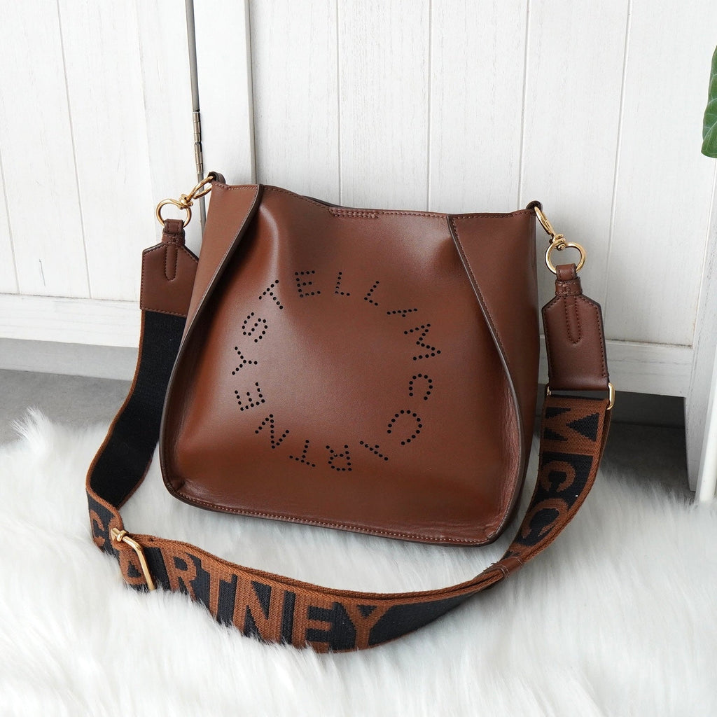 ステラマッカートニー ミニ クロスボディバッグ ショルダーバッグ レザー パンチングロゴ ブラウン