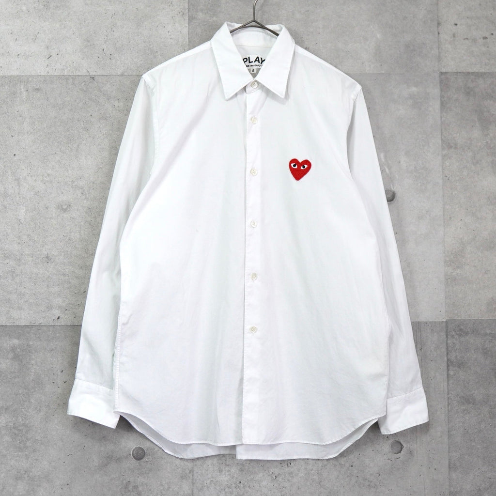 Play Comme des Garçons 白色心形徽标贴片长袖衬衫