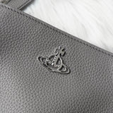 ヴィヴィアン ウエストウッド オーブ レザー ショルダーバッグ ポシェット グレー - NEWSED