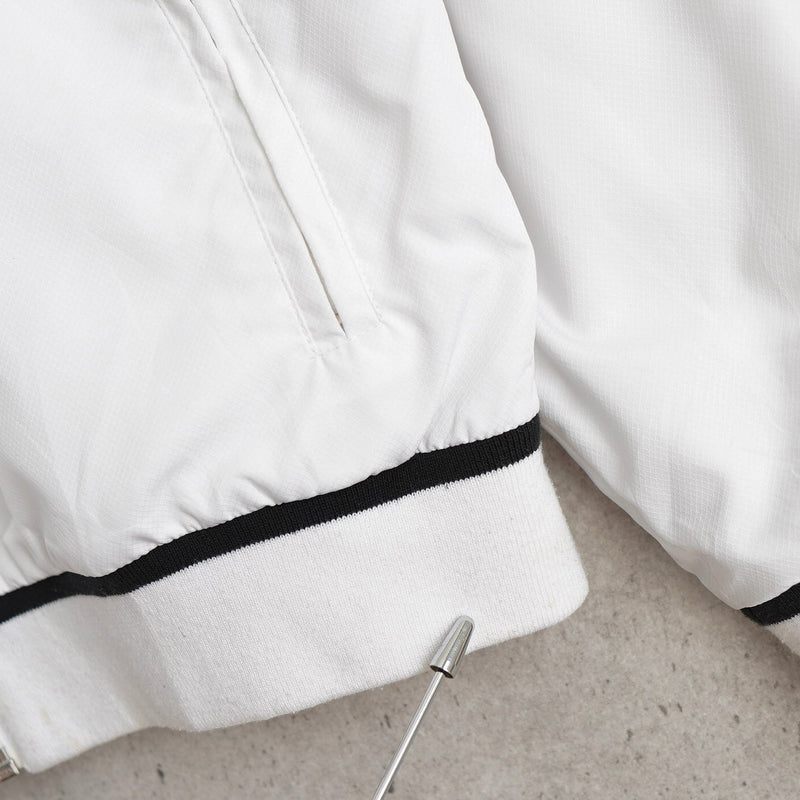 ラコステ スポーツ ナイロンジャケット トラックジャケット ブルゾン ロゴパッチ ホワイト - NEWSED