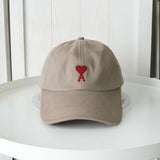 アミパリ アミ パリス ハートロゴ キャップ ベージュ 保存袋付き - NEWSED
