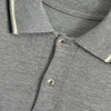 Fred Perry 徽标刺绣灰色短袖 Polo 衫