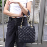 シャネル ココマーク マトラッセ キャビアスキン PSTバッグ チェーン トートバッグ ブラック - NEWSED