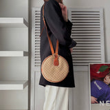 セリーヌ マカダム PVC / レザー ラウンド ショルダーバッグ ポシェット ベージュ - NEWSED