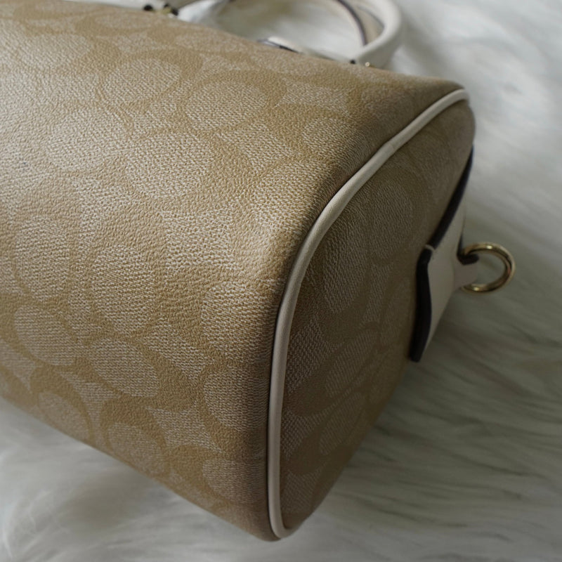 コーチ シグネチャー PVC 2way ハンドバッグ ショルダーバッグ ベージュ F32203 - NEWSED