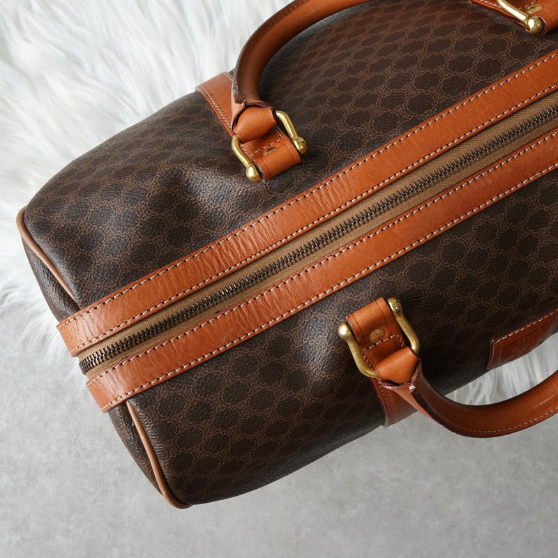 セリーヌ ヴィンテージ マカダム PVC ボストンバッグ トラベルバッグ ブラウン - NEWSED