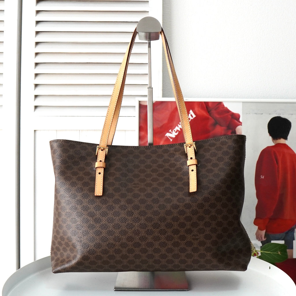 セリーヌ マカダム PVC / レザー トートバッグ ブラウン