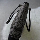 コーチ シグネチャー PVC トートバッグ ブラック F18917 - NEWSED