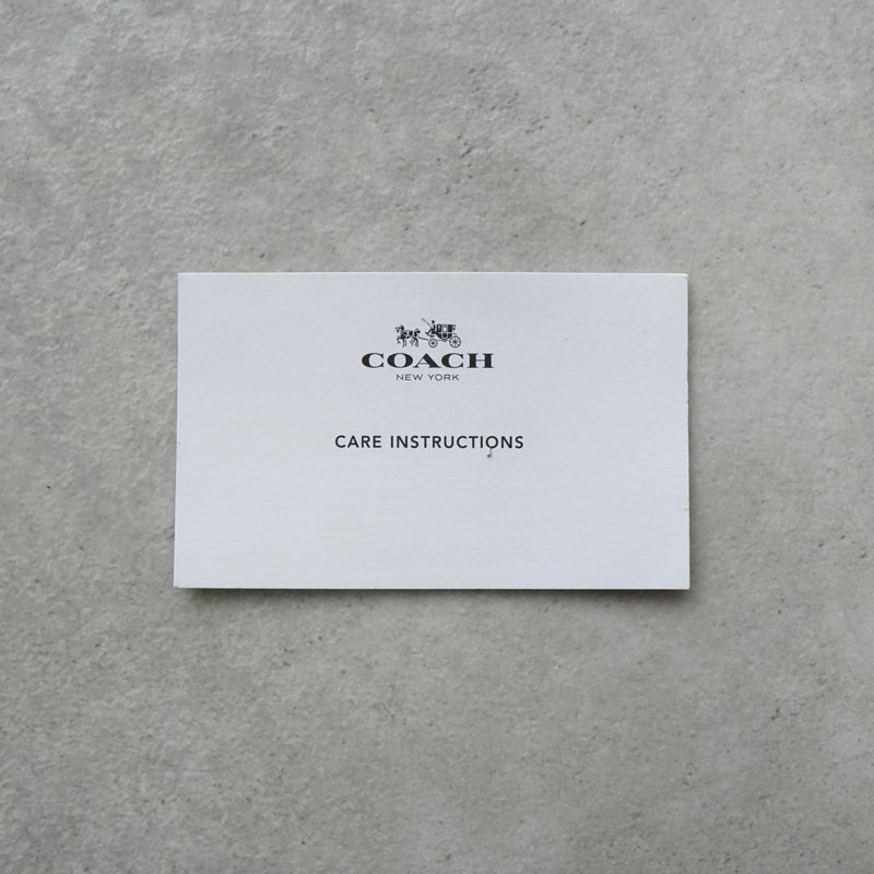 コーチ シグネチャー フラワー PVC トートバッグ ベージュ F66880 - NEWSED