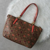 コーチ シグネチャー フラワー PVC トートバッグ ベージュ F66880 - NEWSED