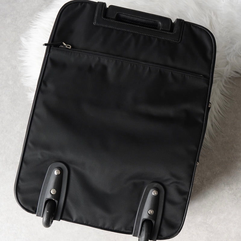 プラダ テスート ポコノ ナイロン / サフィアーノレザー トライアングルロゴ / キャリーバッグ ブラック
