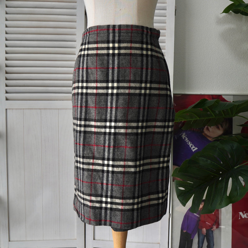 バーバリー ノバチェック ウール タイト スカート グレー