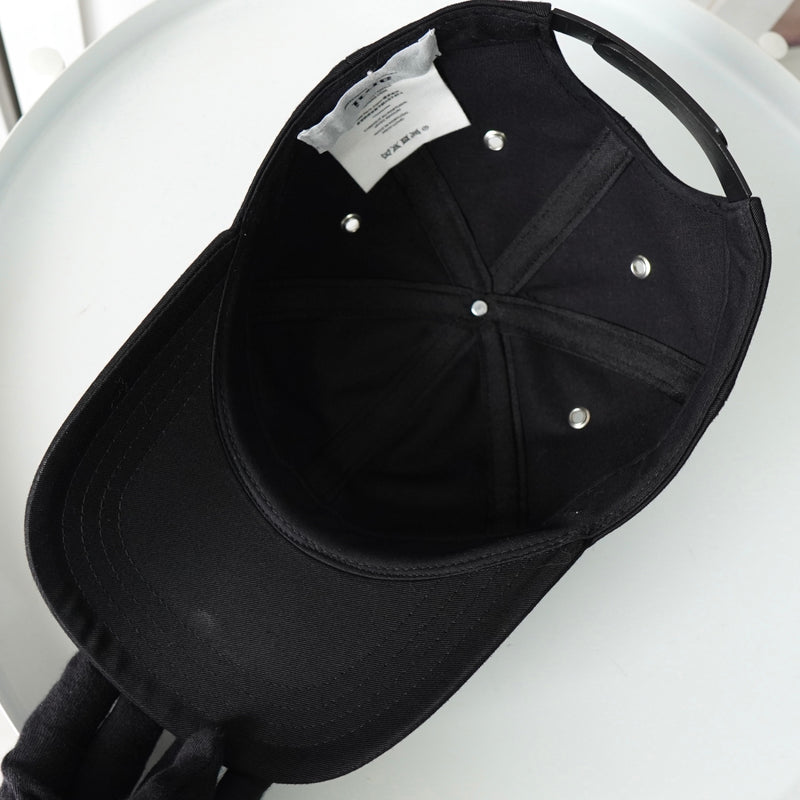 アミパリ アミ パリス ハートロゴ キャップ ブラック