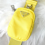 プラダ テスートナイロン / サフィアーノレザー トライアングルロゴ Re - Edition 2005 2WAY ショルダーバッグ ワンショルダーバッグ イエロー - NEWSED