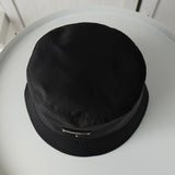 プラダ RE - NYLON ポコノ テスート ナイロン バケットハット 帽子 三角プレート トライアングルロゴ ブラック 保存袋付き - NEWSED