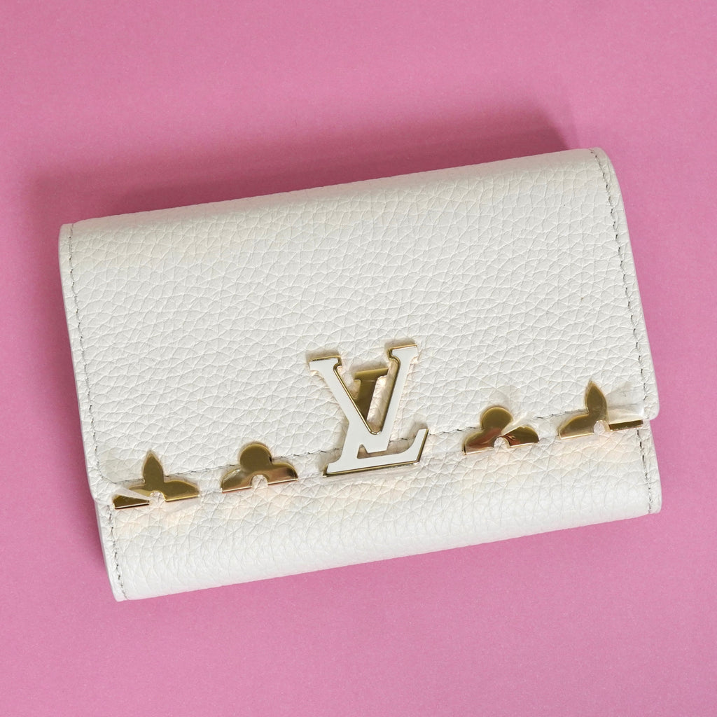 ルイ ヴィトン ポルトフォイユ カプシーヌ コンパクト クオーツ 三つ折り財布 ホワイト M11363