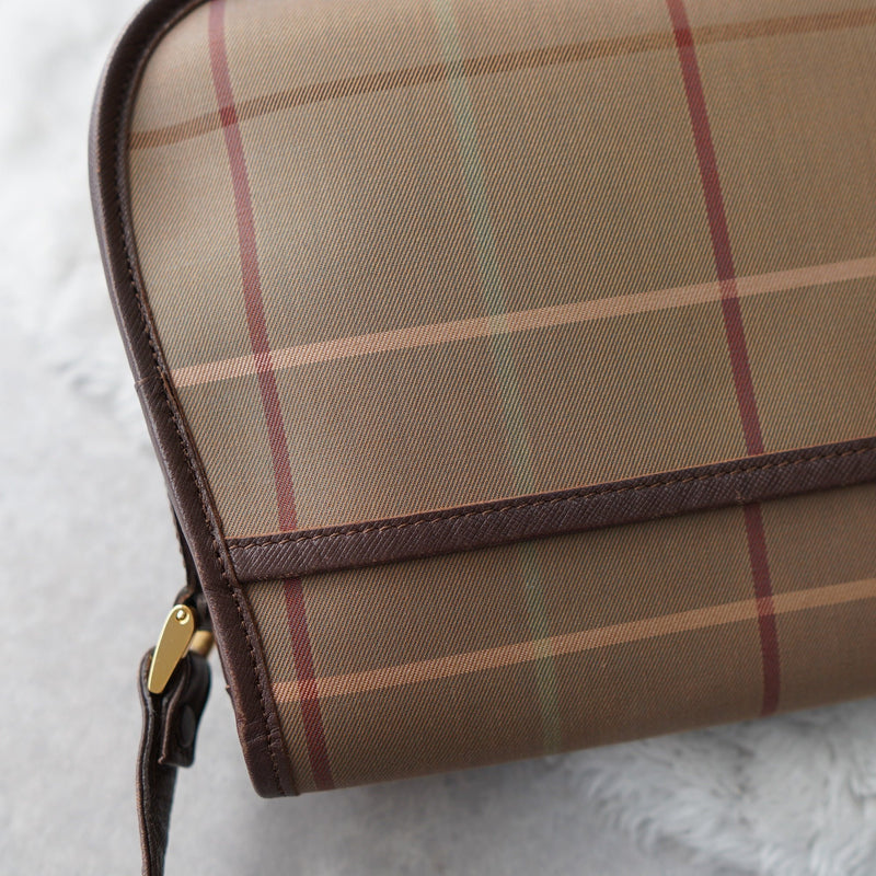Retro Check Shoulder Bag - NEWSED