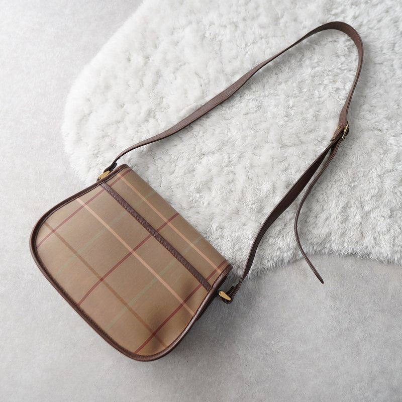 Retro Check Shoulder Bag - NEWSED
