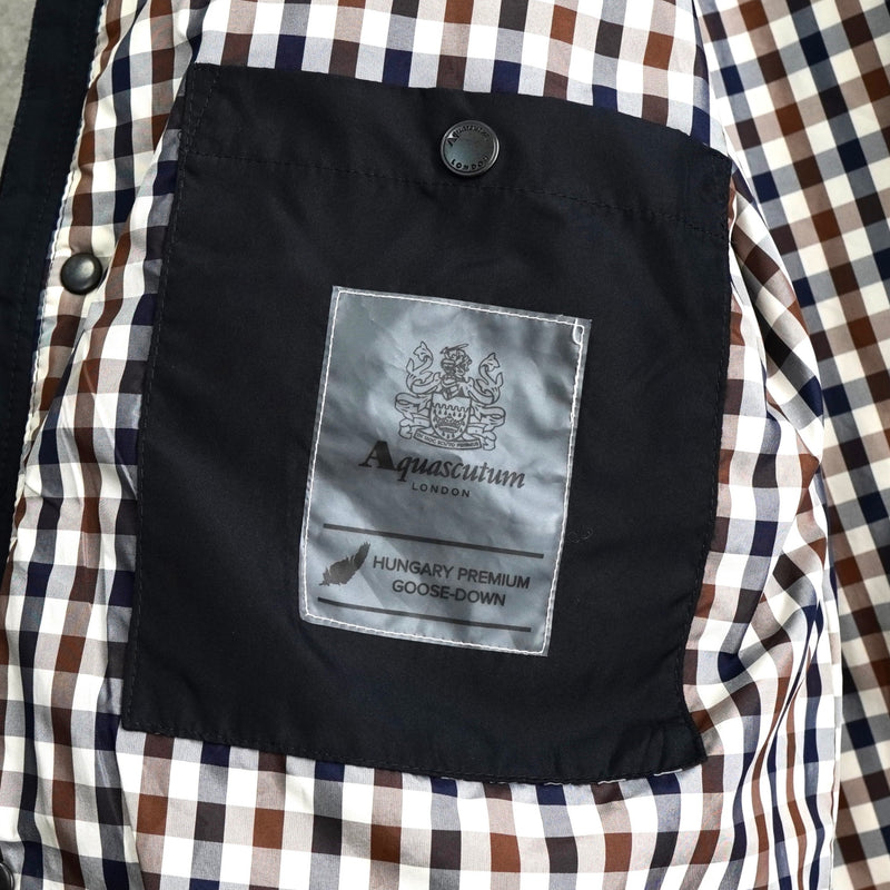 アクアスキュータム  コーデュロイ襟 キルティングジャケット ブラック