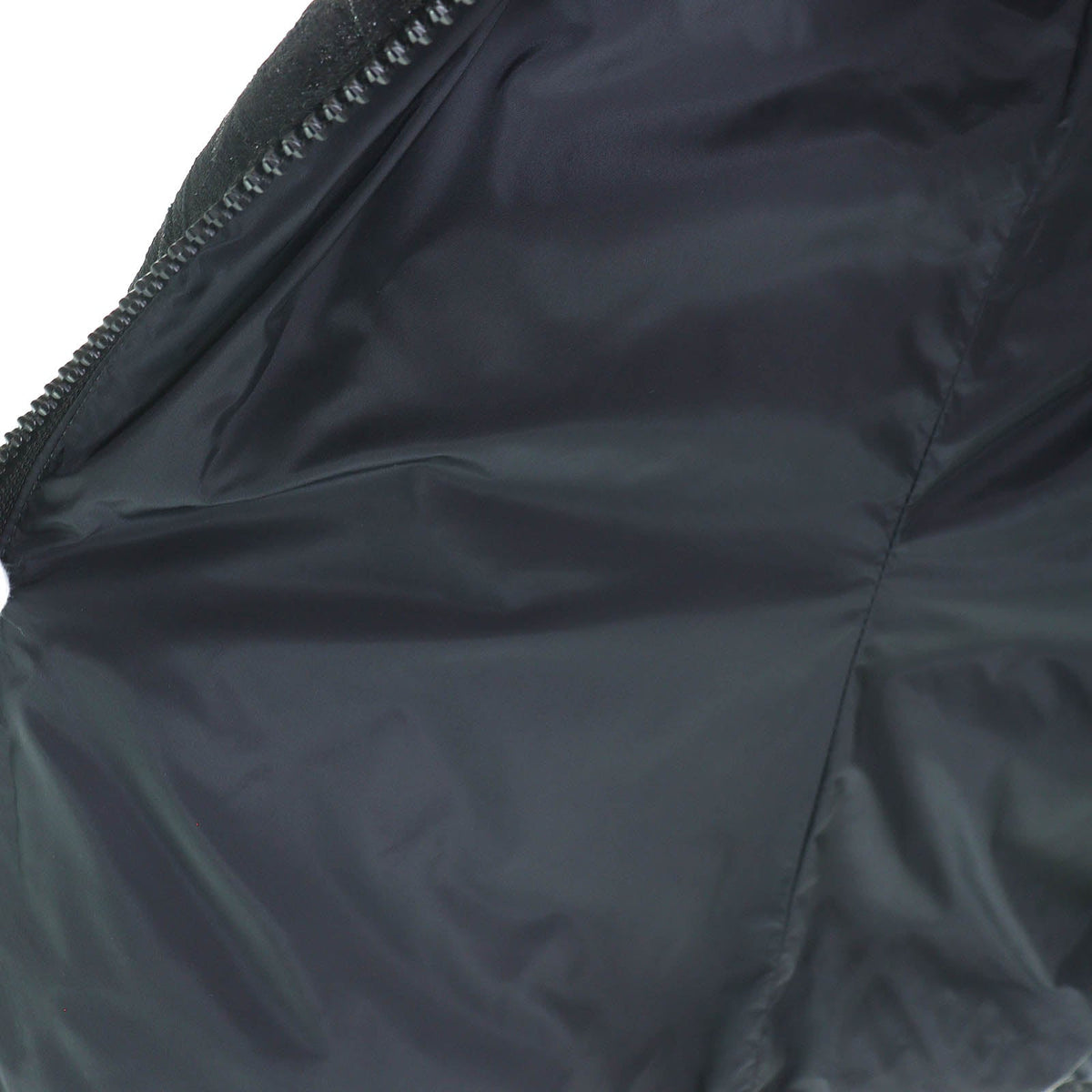 モンクレール SARIETTE セリッテ フラワージャガード スタンドカラー WZIP ダウンジャケット ブラック 4 レディース - NEWSED
