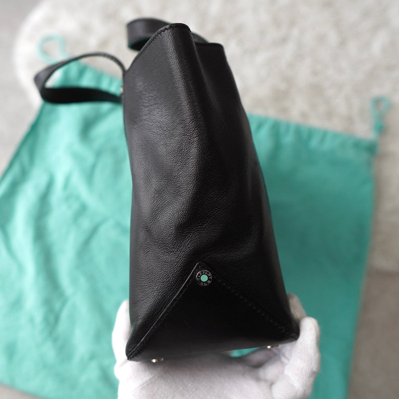 Soft Leather Hand Bag｜Made in Italy - NEWSED