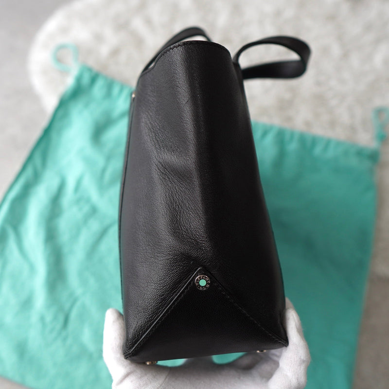 Soft Leather Hand Bag｜Made in Italy - NEWSED