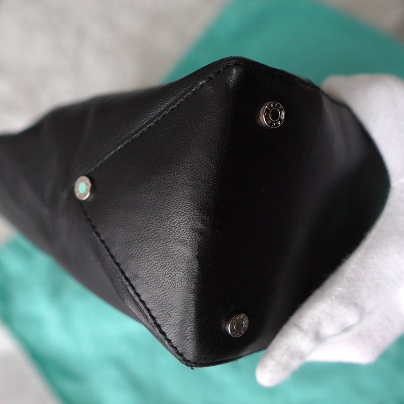 Soft Leather Hand Bag｜Made in Italy - NEWSED