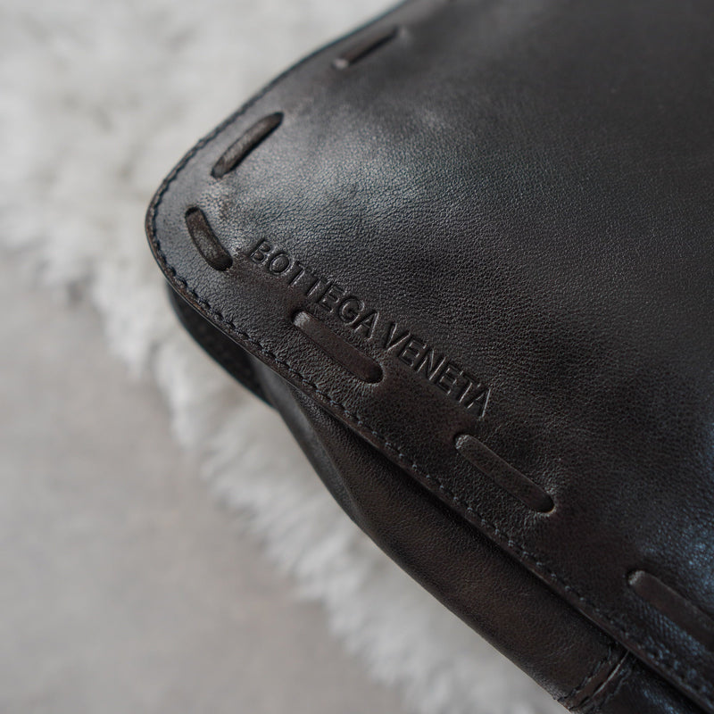 Soft Leather Shoulder Bag｜Made in Italy - NEWSED