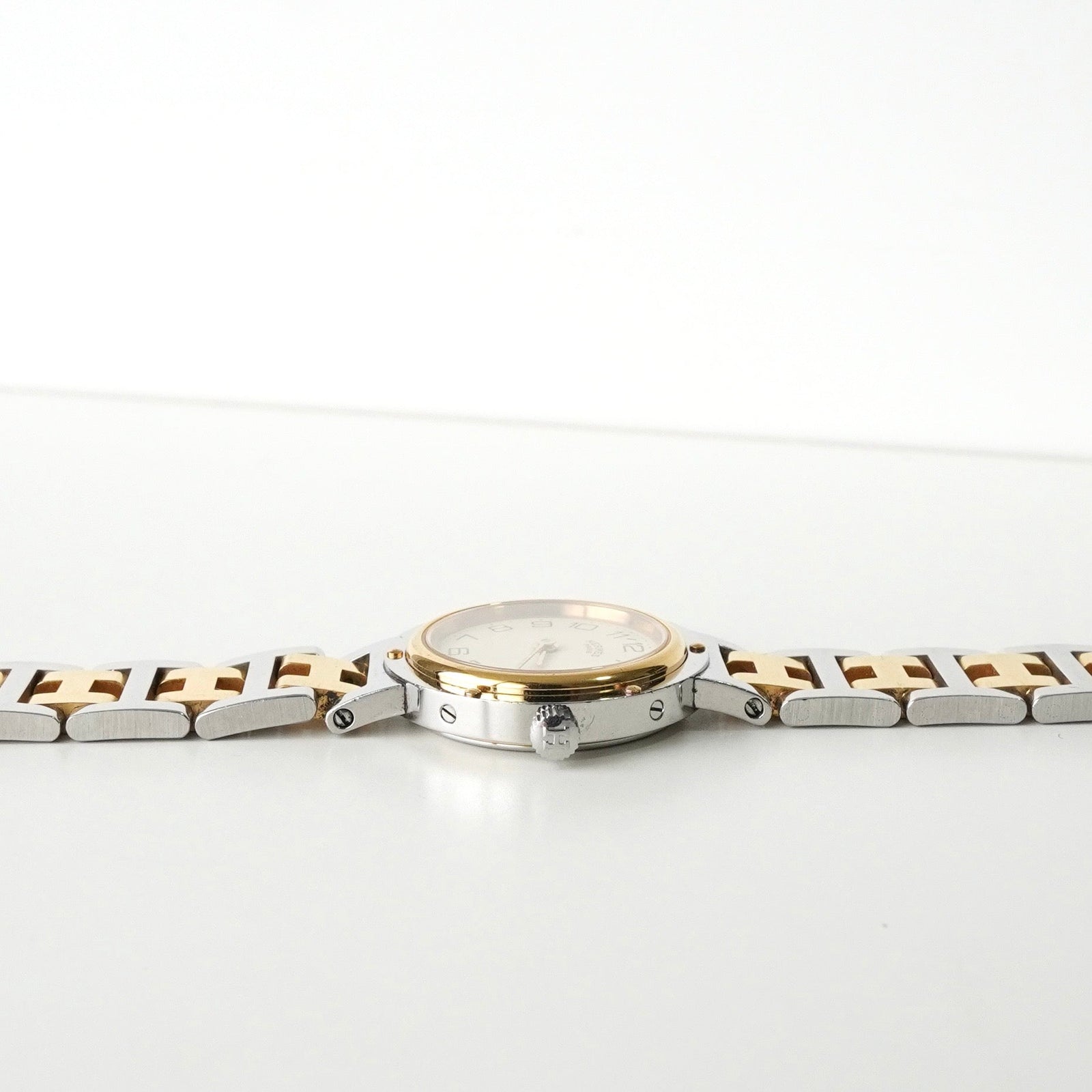 新品電池　ゴールド　エルメス クリッパー　アイボリー文字盤　クォーツ　腕時計 HERMES（エルメス） クリッパー アイボリー文字盤 K18YG 金無垢