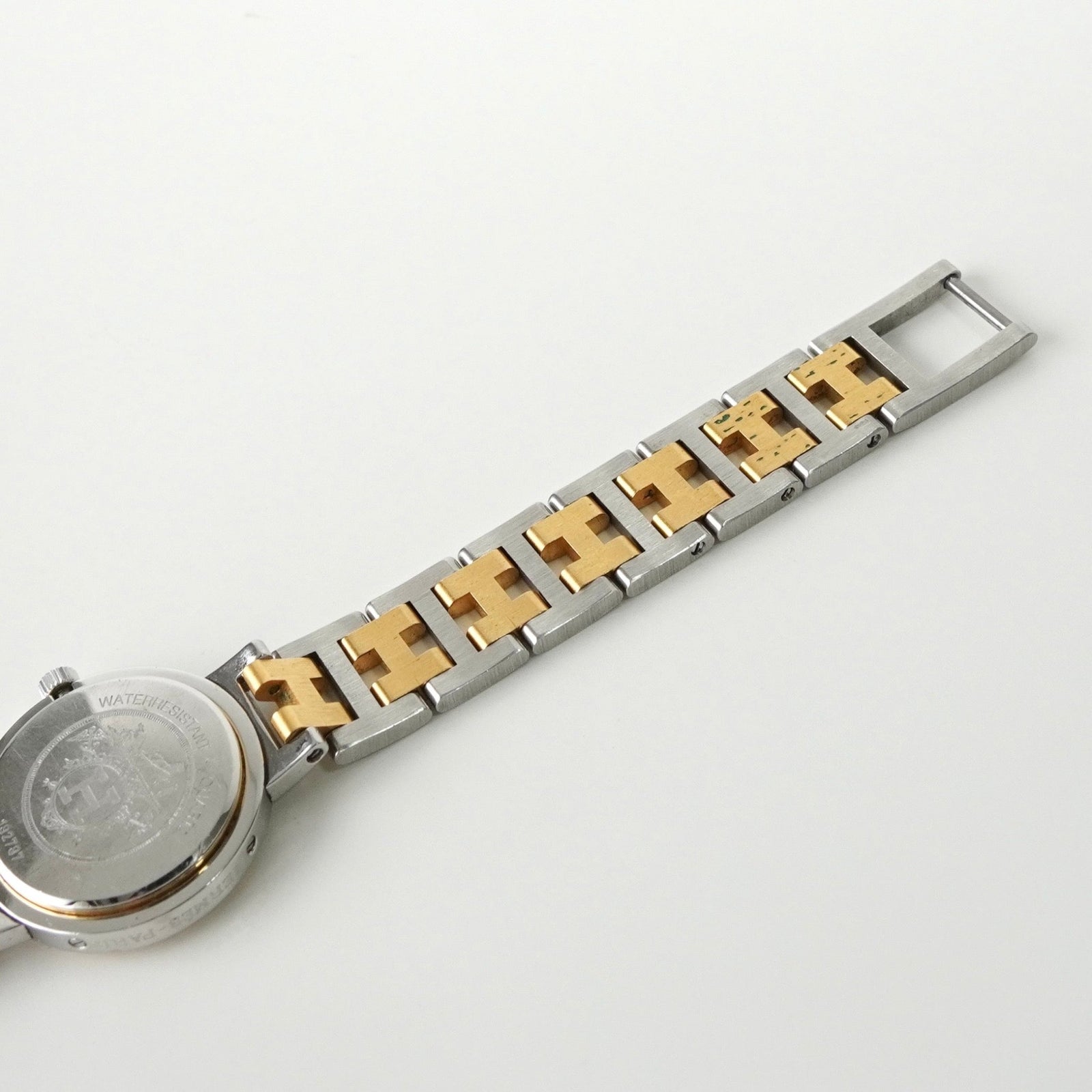 新品電池　ゴールド　エルメス クリッパー　アイボリー文字盤　クォーツ　腕時計 エルメス クリッパー SS×GPゴールド / クォーツ アイボリー文字盤 電池